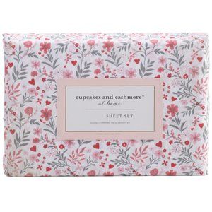 CUPCAKES‎ & CASHMERE Queen Hearts Vines Sheet Set